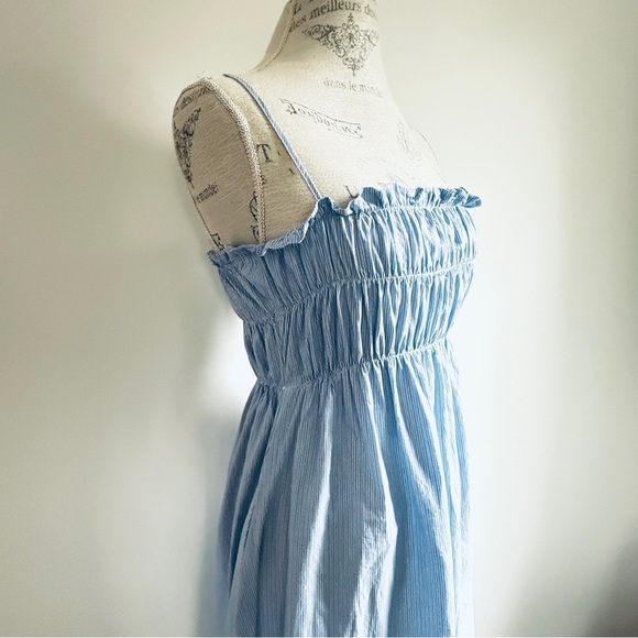 Forever 21 100% Cotton Light Blue spaghetti strap Dress - Picture 5 of 5